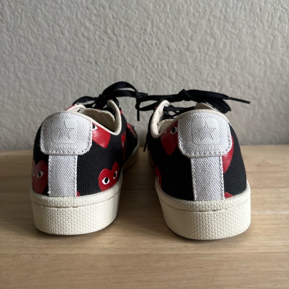 Comme des Garçons PLAY x Converse Canvas Low Top Sneaker - Picture 9 of 13